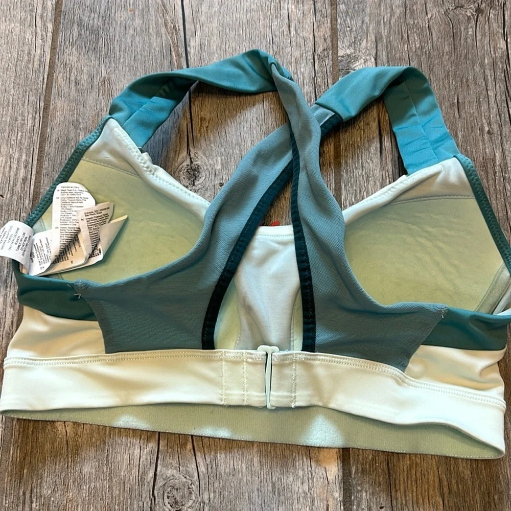 Brooks padded sports bra xs uplift